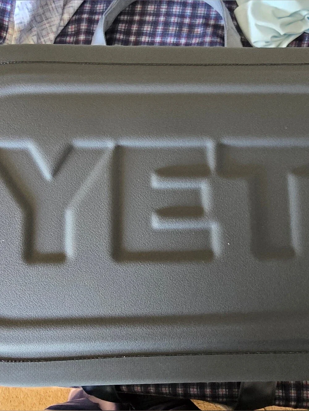 Yeti Two-Tone Gray Soft Cooler Tote Camino 20 - Picture 5 of 6
